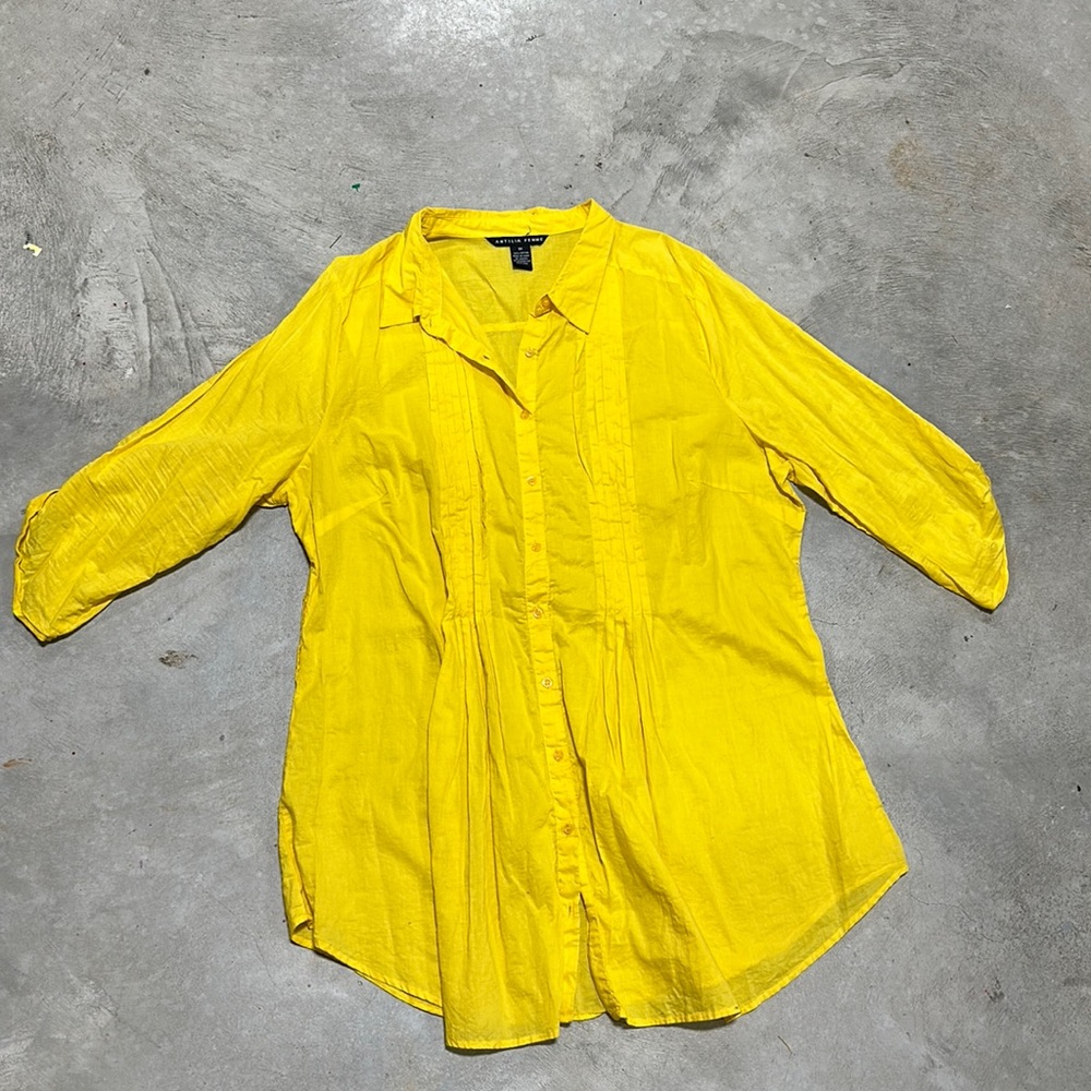Yellow 3/4 sleeve button up top /‎ Size 3X / Antilia Femme Brand